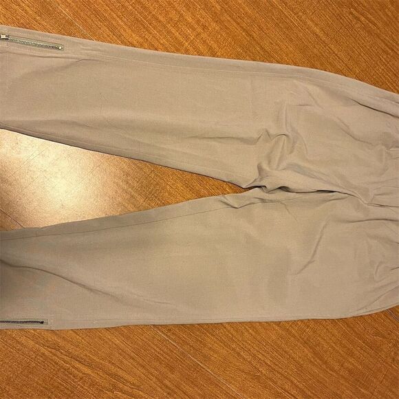 Vero Moda Women's Beige Khaki Chino Pants Size 36 Solid Snug Fit - Picture 6 of 6